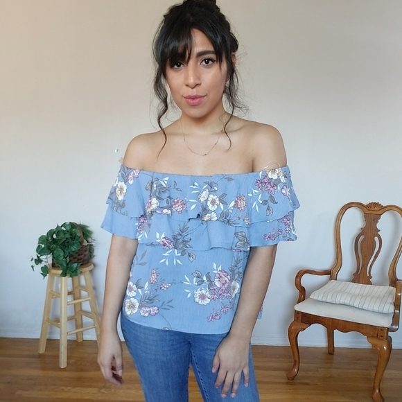 FLASH SALE⚡BLEU FORTRESS RUFFLE FLORAL TOP - Picture 10 of 11